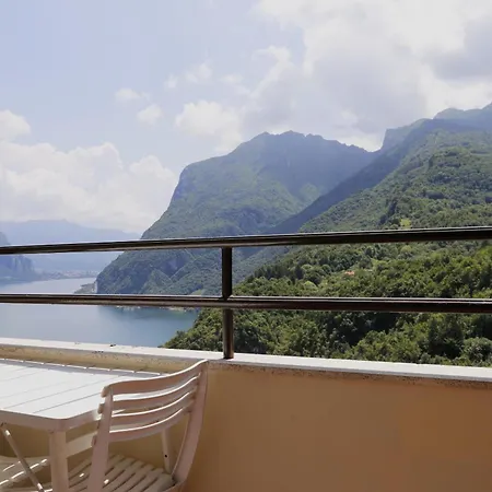 Kosmopolitan Casa vacanze Valbrona